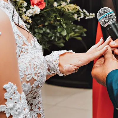 Hajo Bruins gaat trouwen met Linde van den Heuvel