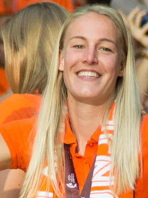 Stefanie van der Gragt