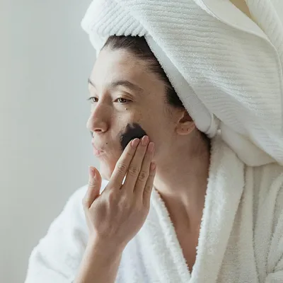 Donkere kringen onder ogen verminderen: oorzaken en wat echt werkt