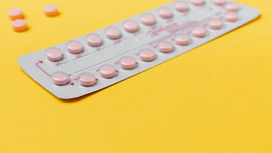 Pigmentvlekken door de pil: oorzaken, behandeling en tips