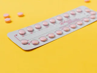 Pigmentvlekken door de pil: oorzaken, behandeling en tips