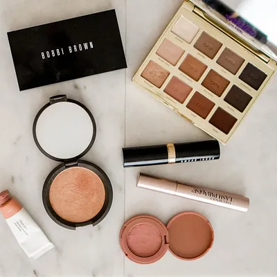 Waarom foundation met kwast aanbrengen? Dit zijn de voordelen