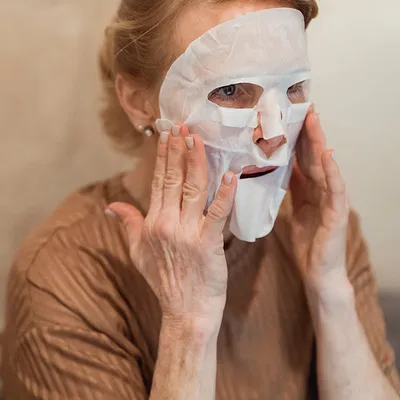 Beste gezichtsmasker voor oudere huid: dit werkt echt