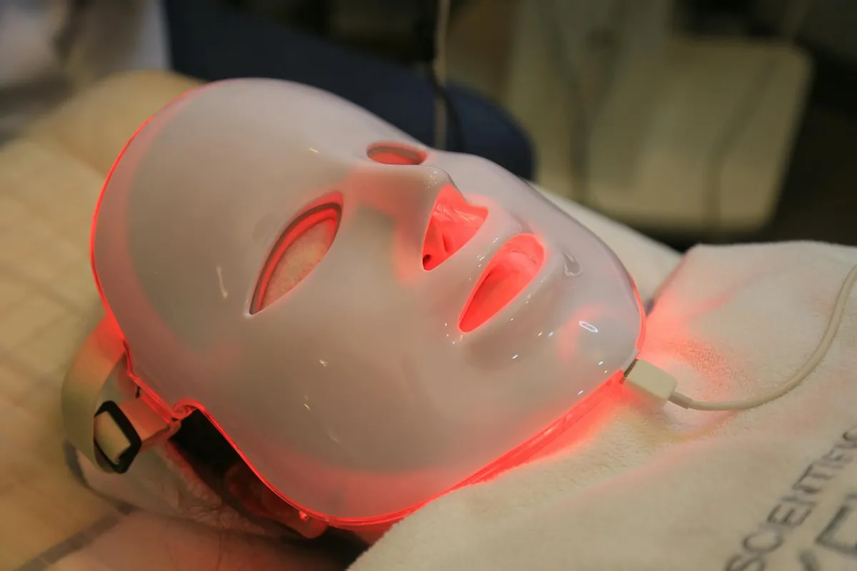 CurrentBody LED masker review: werkt lichttherapie thuis?