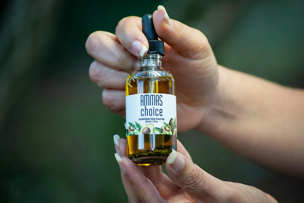 Beste haarolie voor droog haar: vergelijking van 6 populaire oliën