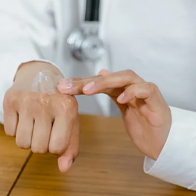 Eucerin AtopiControl review: de beste crème voor eczeem?