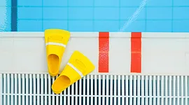 Zwemmen en chloor: zo bescherm je je huid en haar