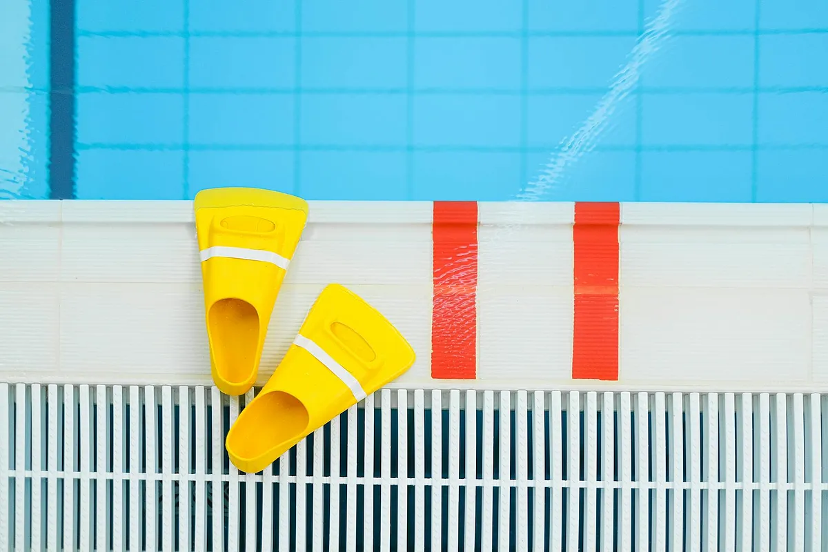 Zwemmen en chloor: zo bescherm je je huid en haar