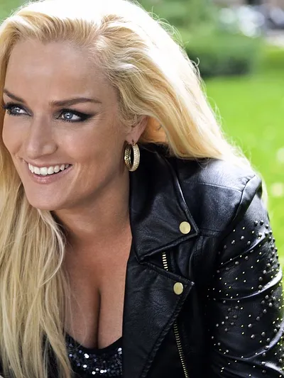 Samantha Steenwijk