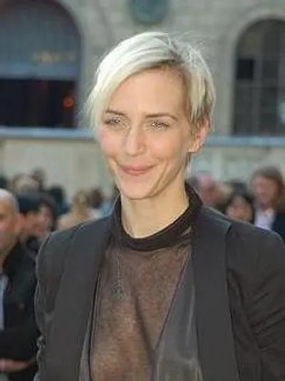 Hannelore Knuts