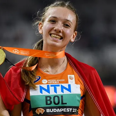 Femke Bol en Ben Broeders officieel getrouwd: “Onze liefde voelde altijd als thuis”