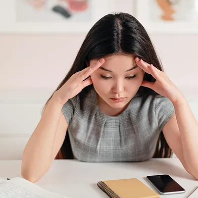 Je lichaam schreeuwt: stresssignalen die je negeert