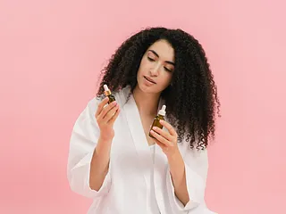 Waar is castorolie goed voor? Alles over wonderolie voor haar, huid en wimpers