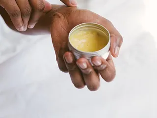 Voetenzalf voor droge voeten: de beste keuze voor zachte voeten