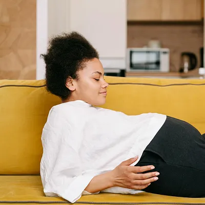 Wanneer nemen zwangerschapsklachten af? Per klacht uitgelegd