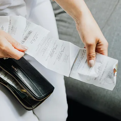 Hoeveel kost het écht om vrouw te zijn? De cijfers en bespaartips