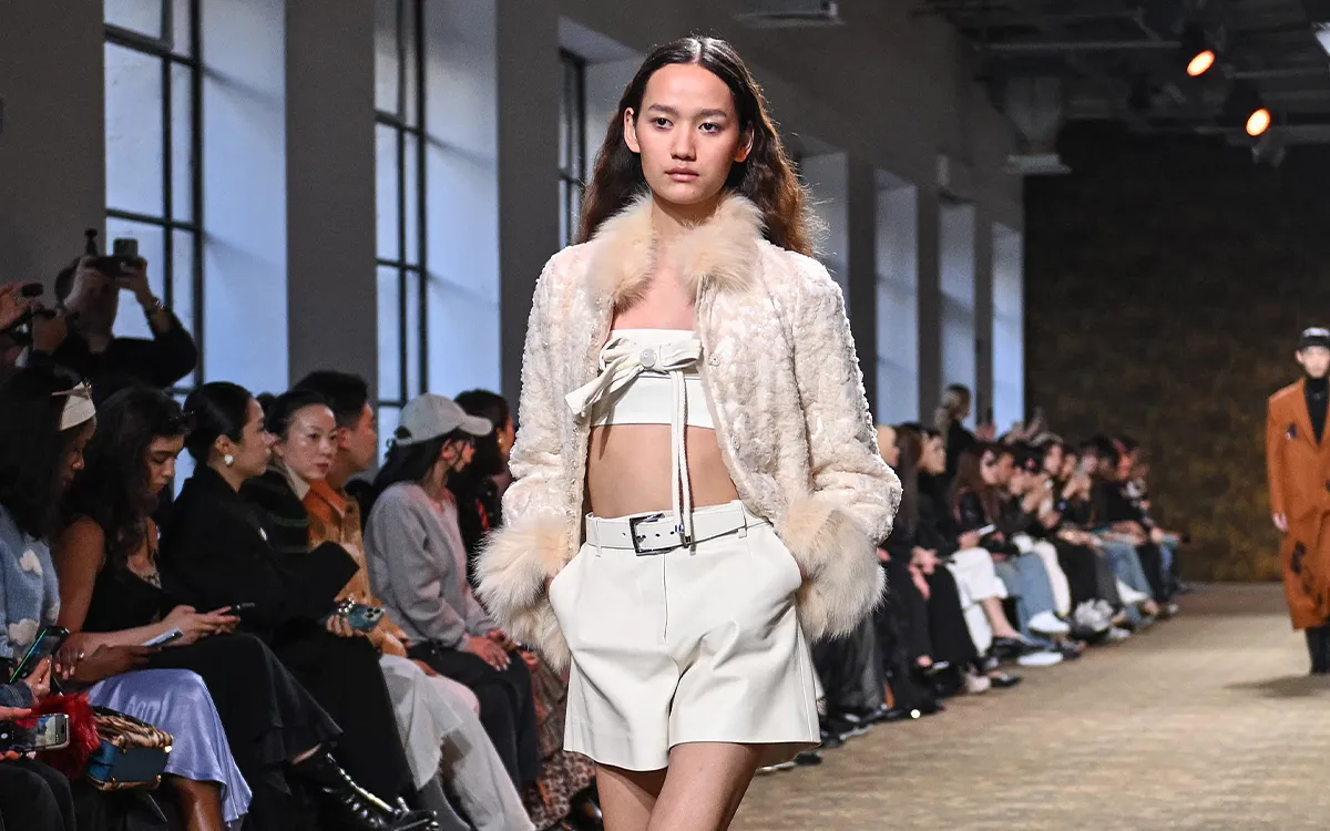 Zo haal je catwalktrends in je kast zonder de bank te breken