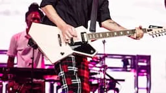 No Doubt-gitarist Tom Dumont onthult Parkinsondiagnose: “Elke dag een strijd”