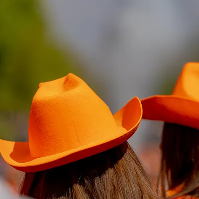 Ouders geven kinderen meer vrijheid op Koningsdag, onderzoek onthult