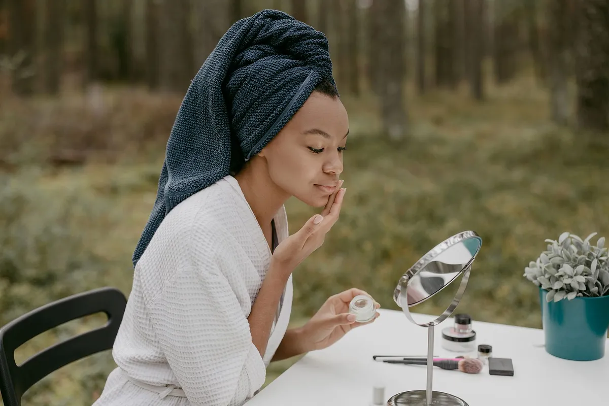 TikTok‑slugging: De hype die je huid (en portemonnee) test