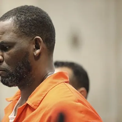 R. Kelly vraagt Trump om gratie: advocaat dient formeel verzoek in