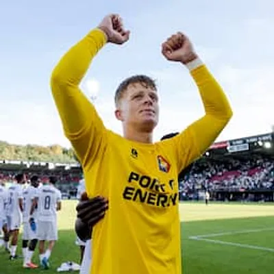 Ronald Koeman wordt opnieuw opa: Telstar-keeper verwelkomt eerste kindje