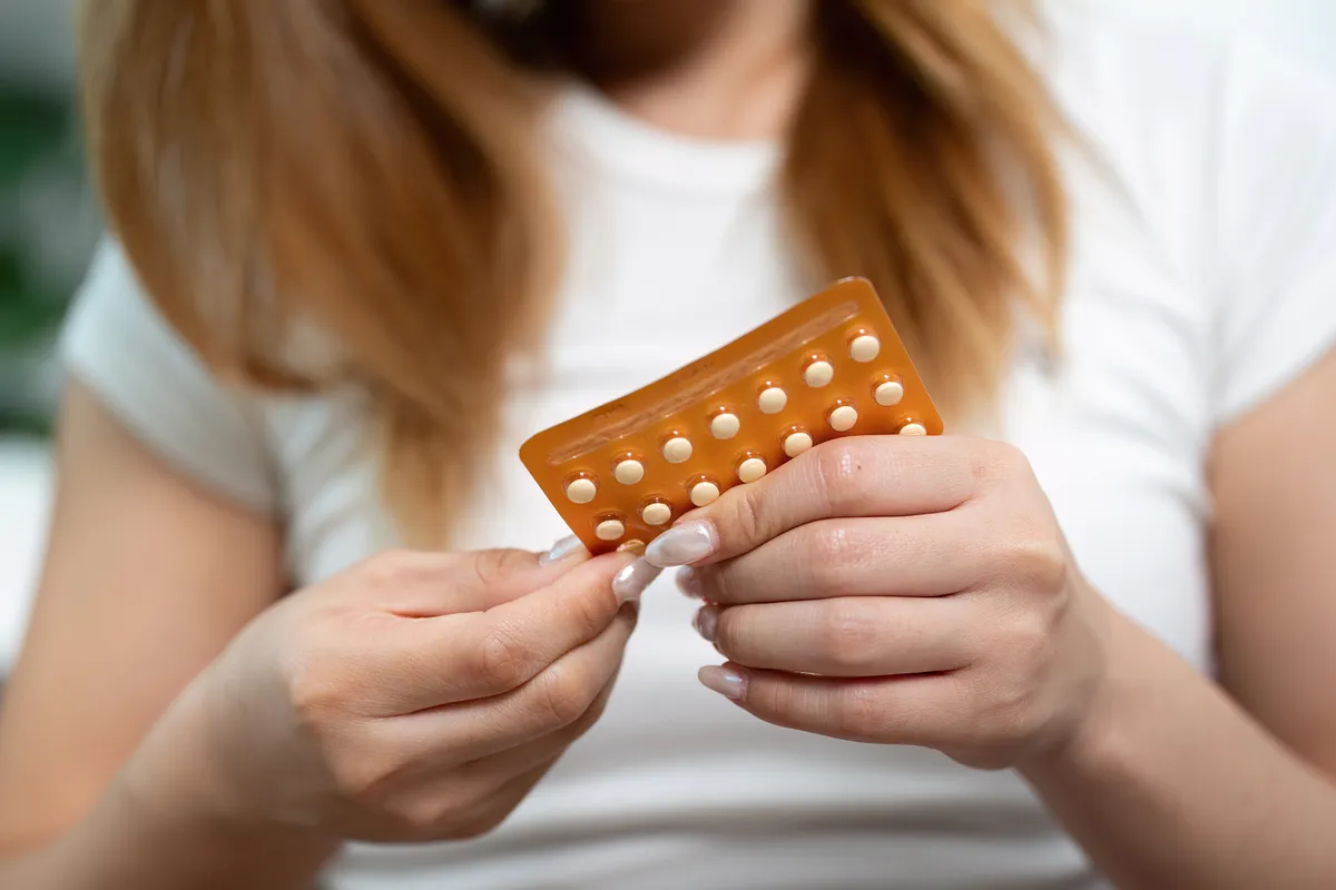 Vrouwen dragen de last van anticonceptie‑bijwerkingen, waar blijft de mannenpil?