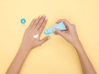 Handzeep tegen droge handen: zo kies je de juiste zeep