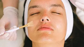 Rode jeukende bultjes op armen en benen: wat is het en wat kun je doen?